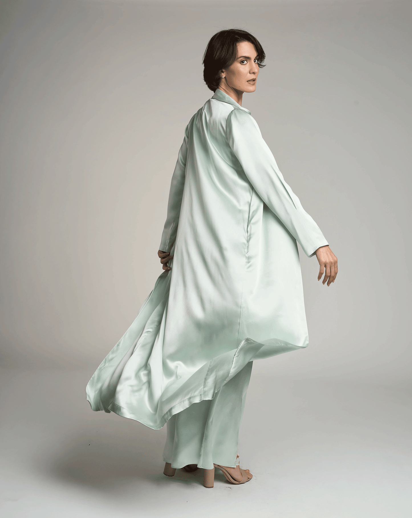 GOLDEN FLOWER ROBE